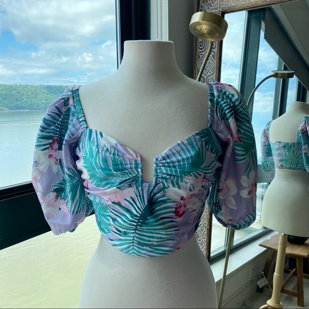 A. Peach Top, Size S